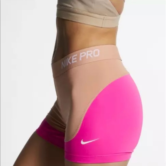 nude nike pros
